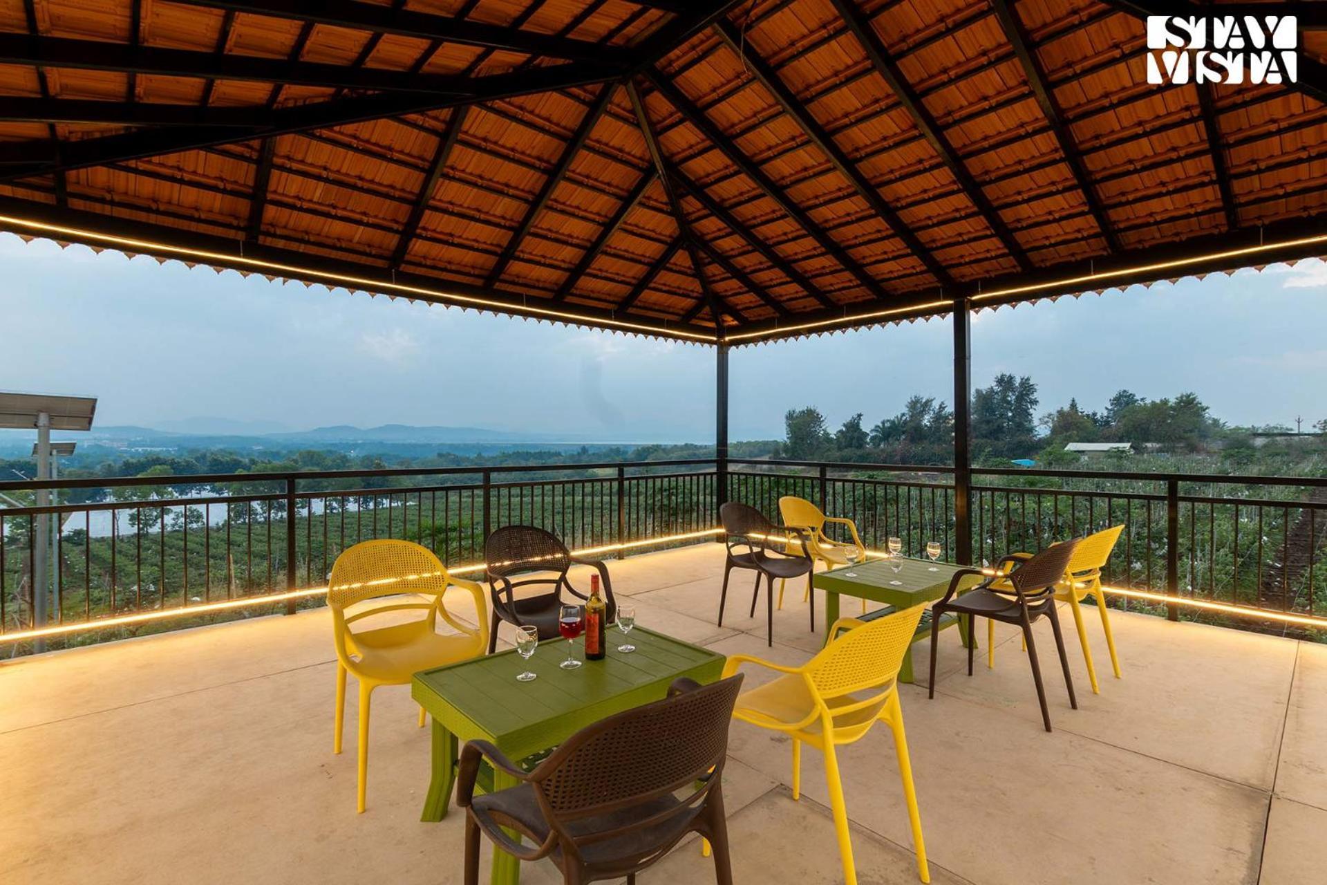 Stayvista'S Harvest Haven - Pool-View Villa With Deck & Machan Near Sula Nashik Esterno foto