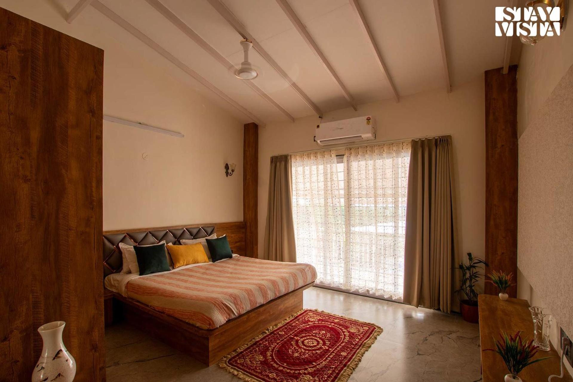 Stayvista'S Harvest Haven - Pool-View Villa With Deck & Machan Near Sula Nashik Esterno foto
